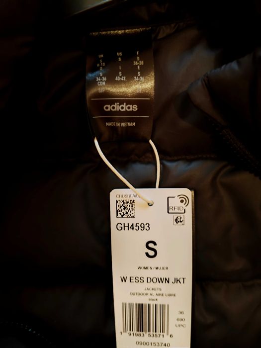 Куртка , чорна, пухова ,єврозима   жіноча Adidas розмір хс,  s