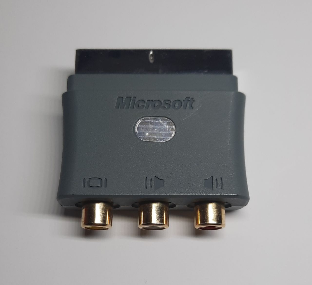 Оригінальний  Microsoft XBOX 360 Scart adapter  і  audio adapter