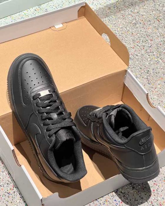 Buty Trampki NikeAir_Force_1_Low _07_czarn_R.42