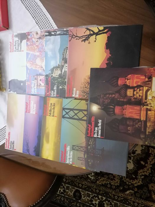 Discos vinil. Duas Box Hit Para de / Internacional Hits