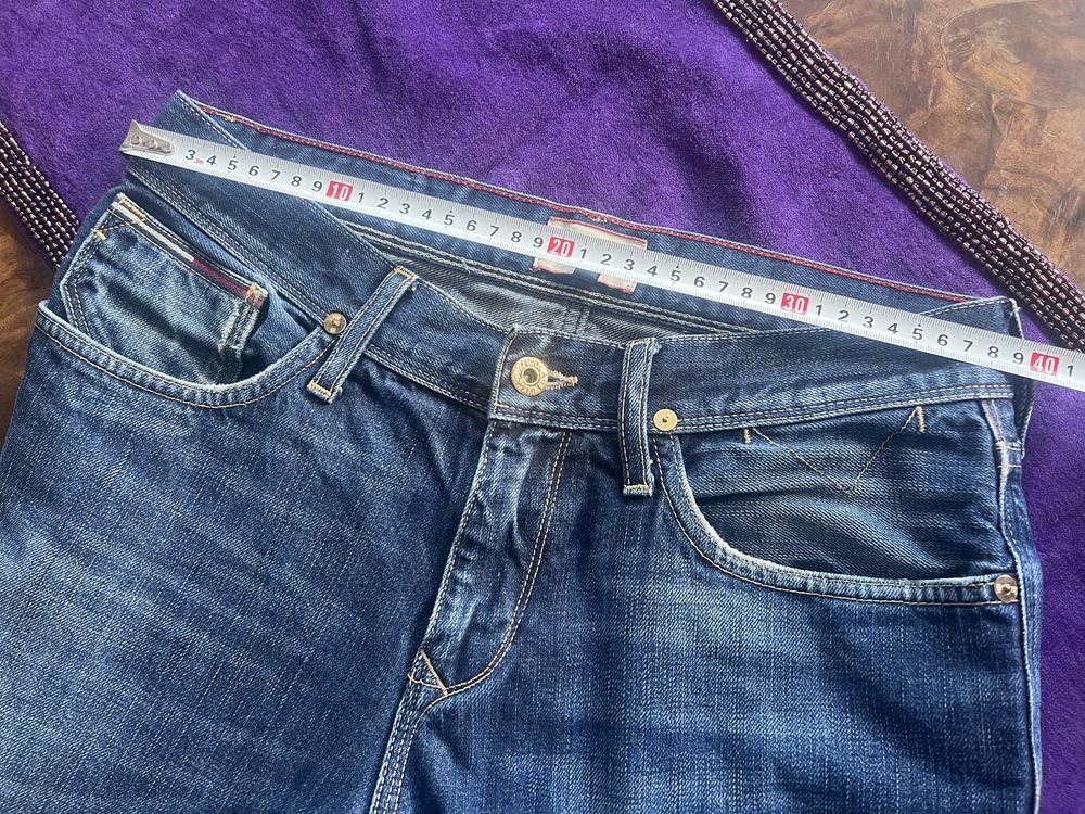 Hilfiger jeansy męskie 30/32 granatow 85