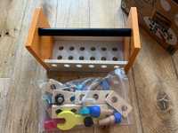 Skrzynka drewniana z narzędziami dla dzieci