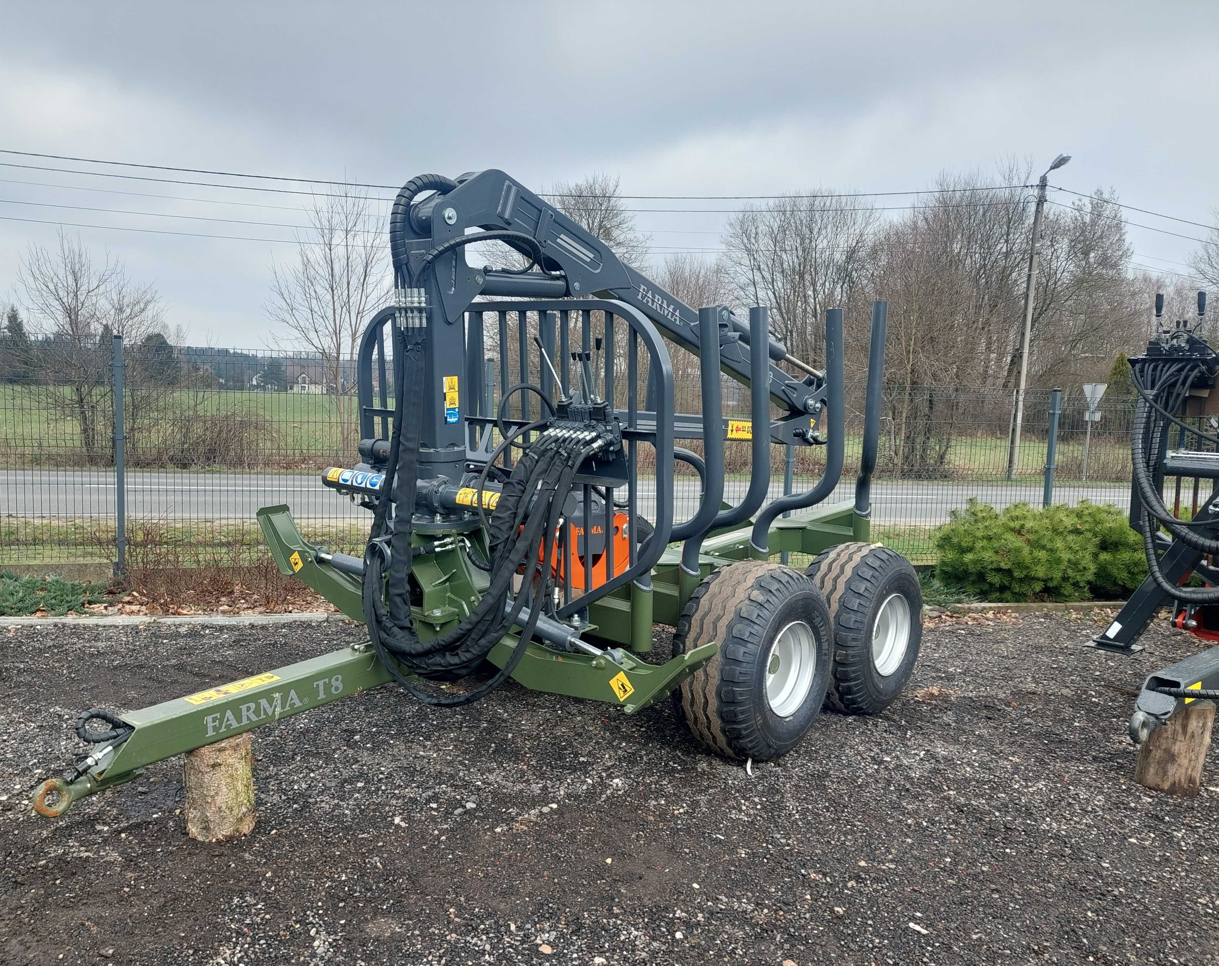 Przyczepy leśne FARMA – Modele T12 G2, T9 G2 i T8 G2