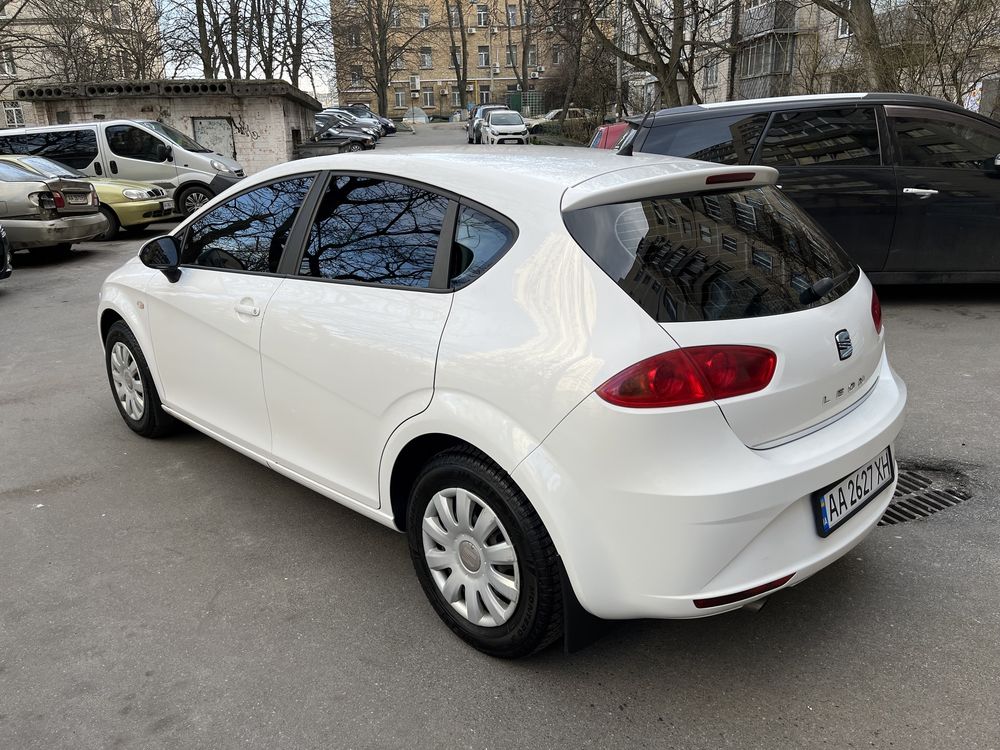 Seat Leon 2011, 1.4 бензин