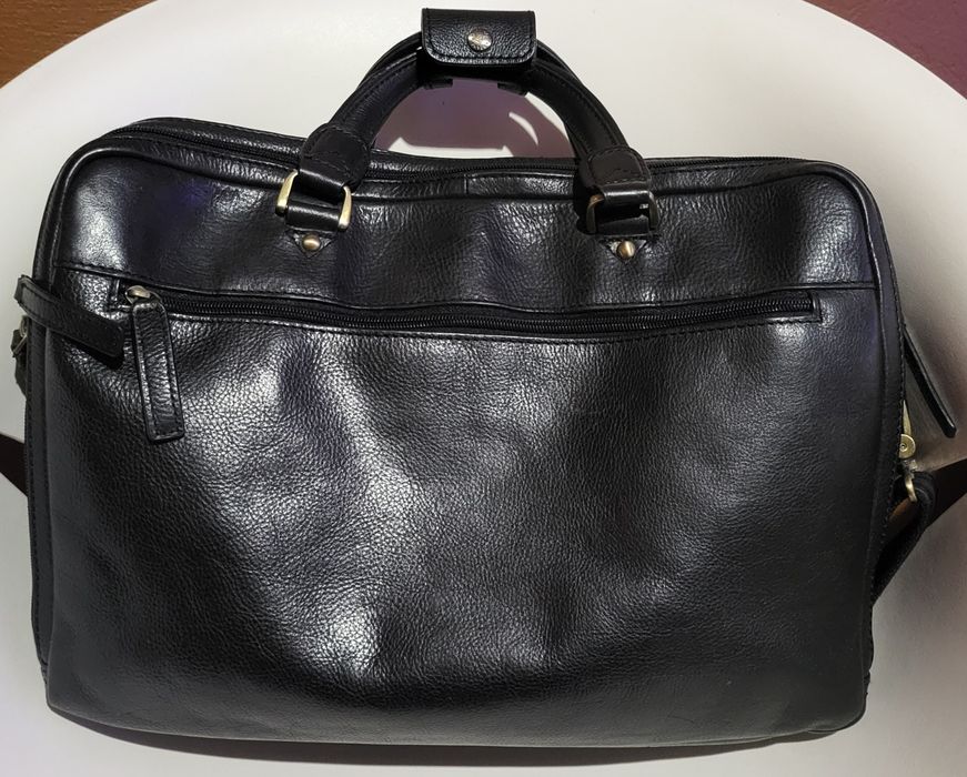 Mala em Pele Katana, Documentos e Portátil