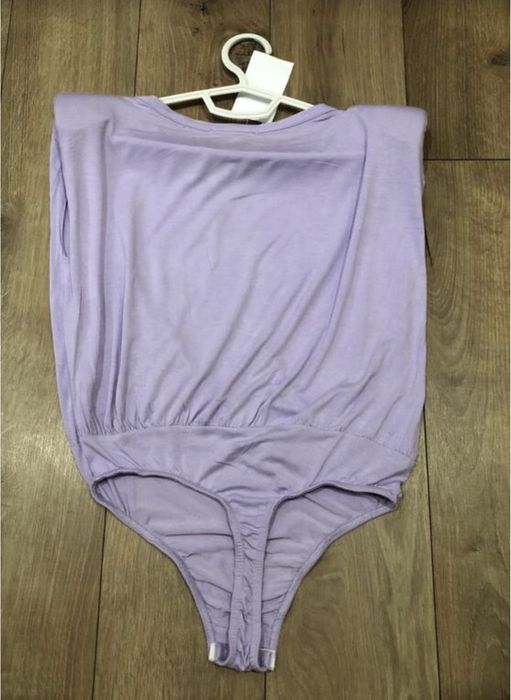 Боди с подплечниками in the style, размер xs