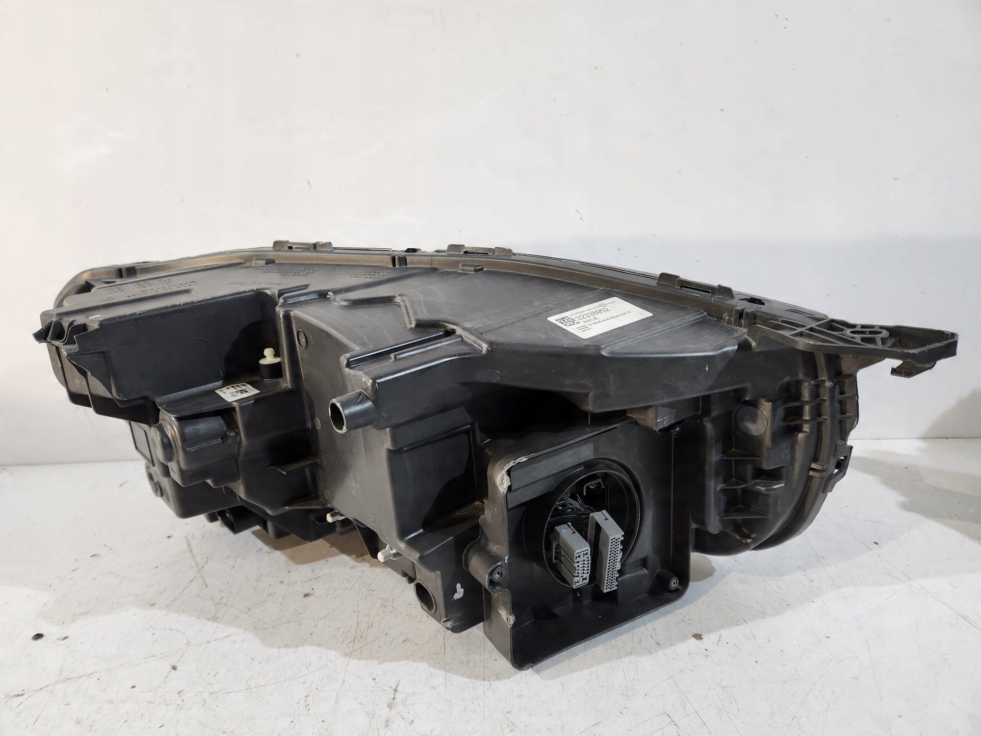 Volvo XC90 ii lampa active high beam lewa - 17043