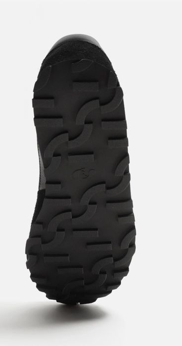 Чоловічі шкіряні кросівки Zara