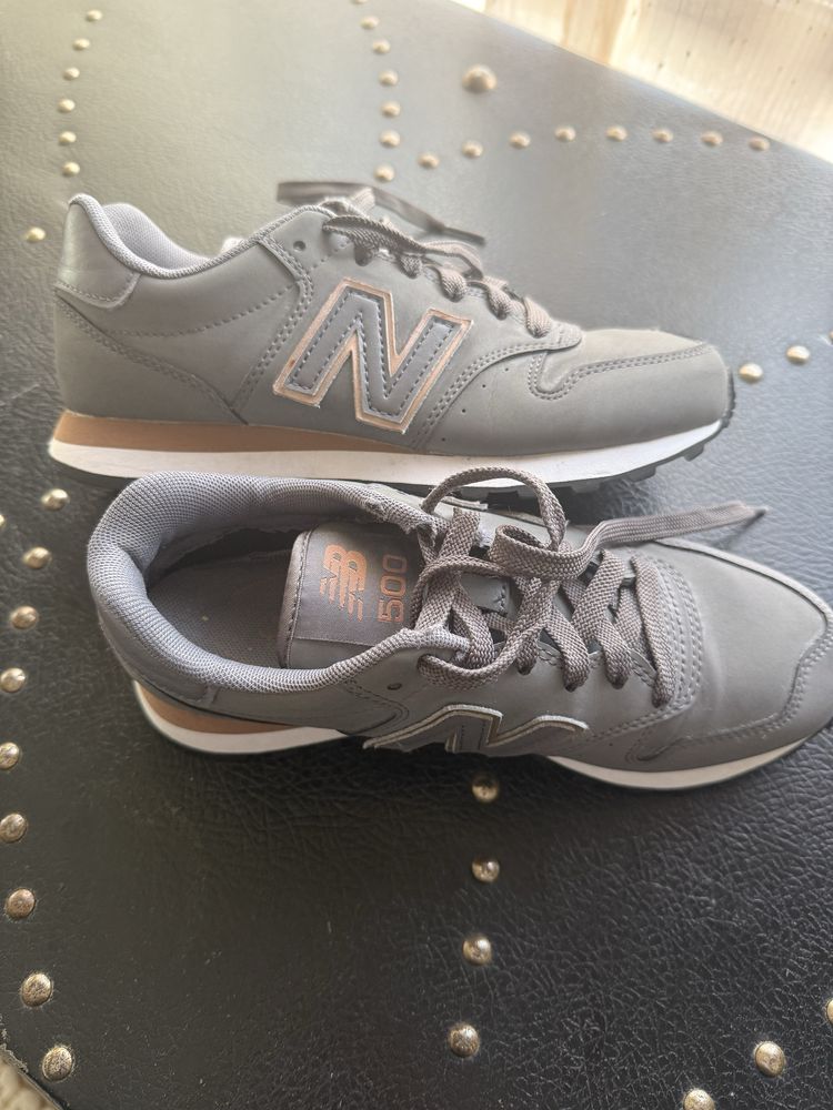 Tenis New  Balance 500 n•35 cinza