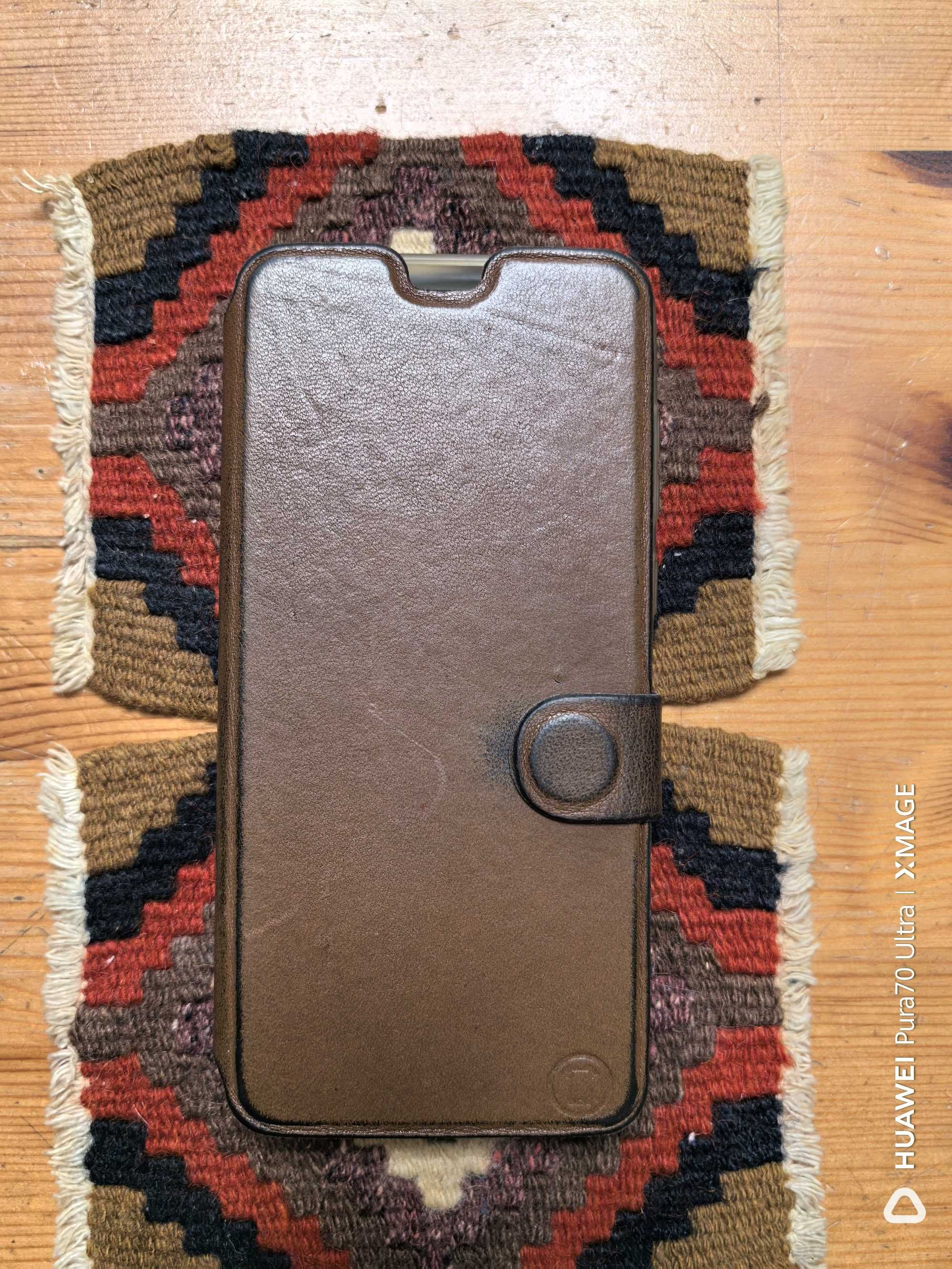 Huawei Mate 50 Pro + Etui Mobiwear skorzane + silikonowe etui