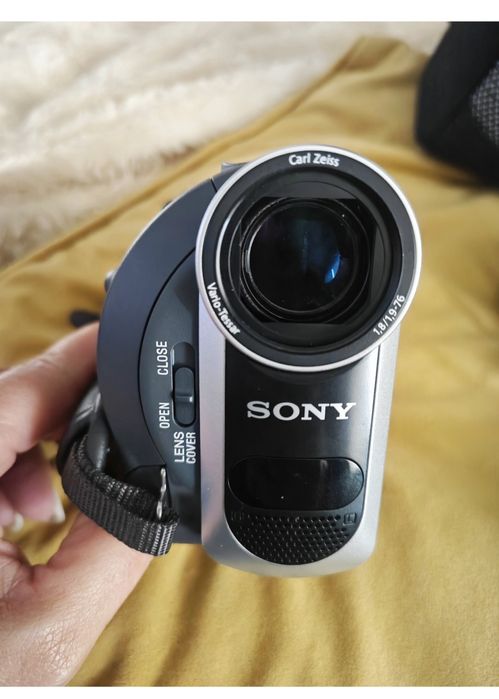 Sony DCR-HC38 MiniDV Handycam com zoom óptic