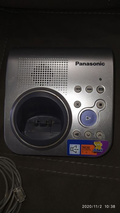 Телефон Panasonic с автоответчиком