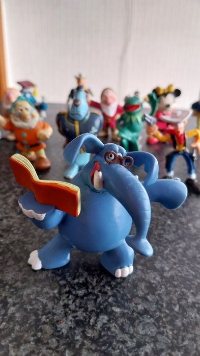 Bonecos antigos de pvc