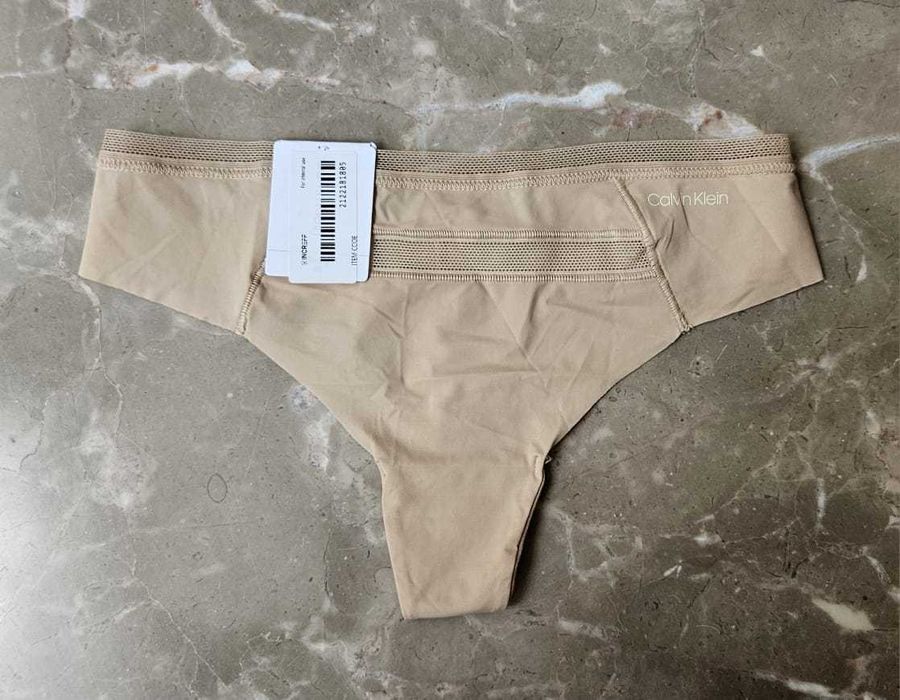 Calvin Klein NOWE elastyczne majtki/ stringi damskie, rozmiar XS