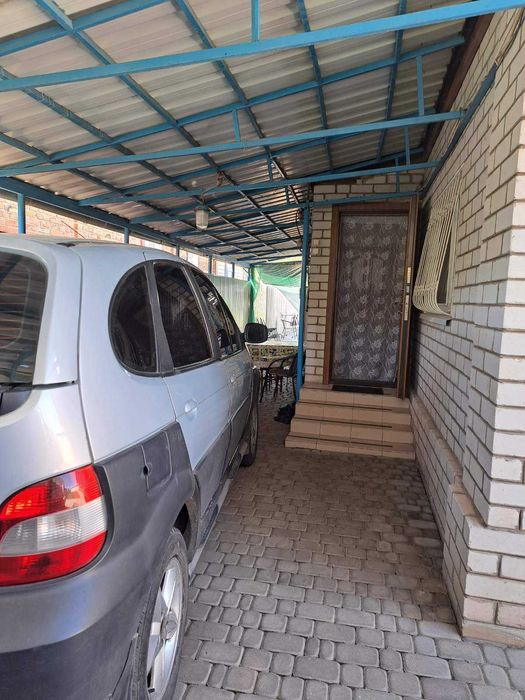 Продам 1/2 дома на Салтовке