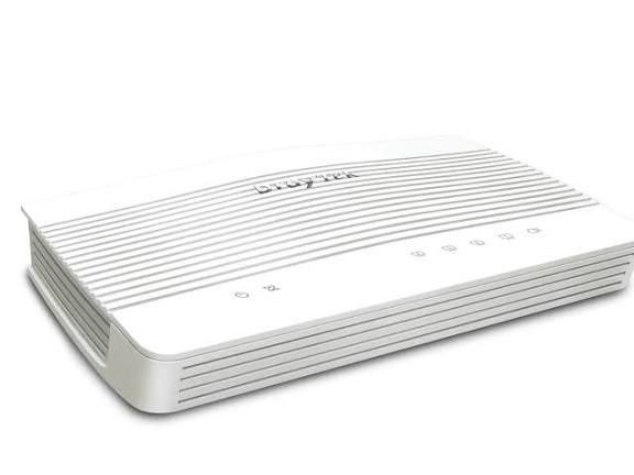 Router Draytek 2136 - Novo