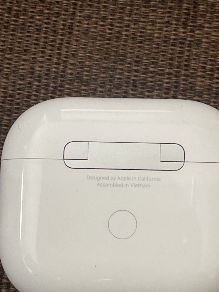 Sprzedam oryginalne airpods 3.
