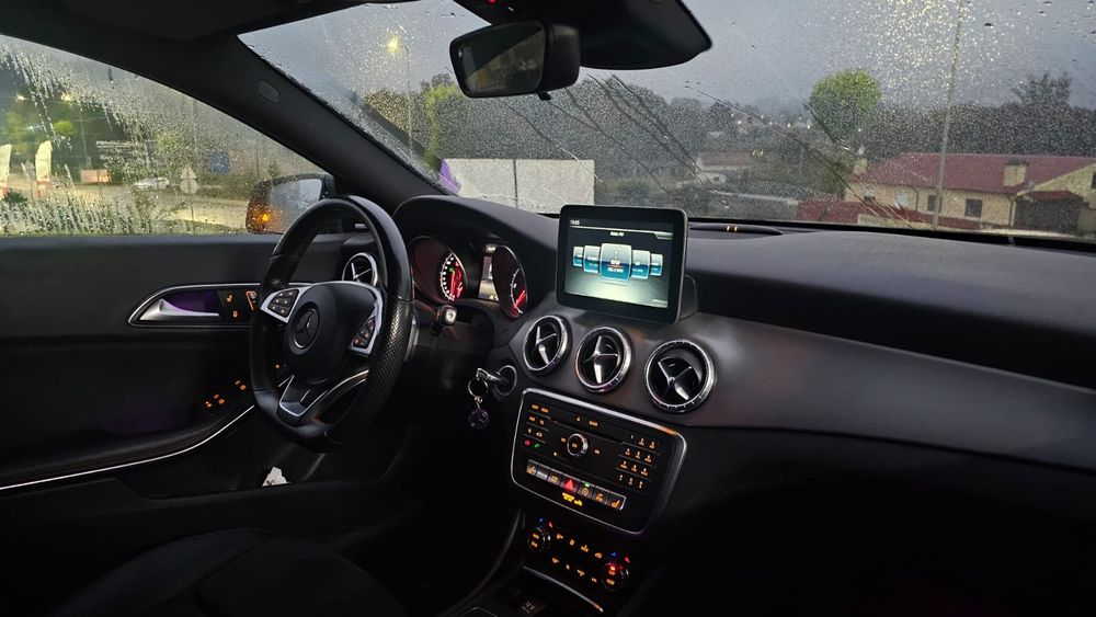 Mercedes-Benz CLA220
