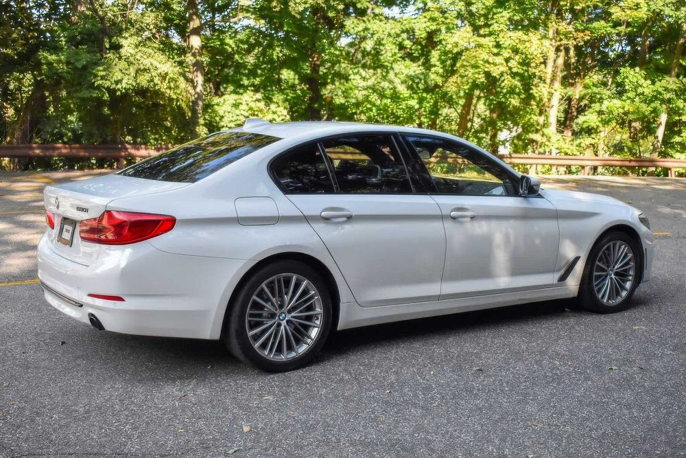 BMW 5 Series 530i xDrive      2020