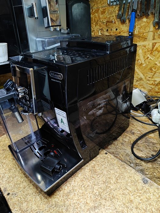 Кофемашина, ковомашина Delonghi ECAM 23.450 , 23,466, 23.463