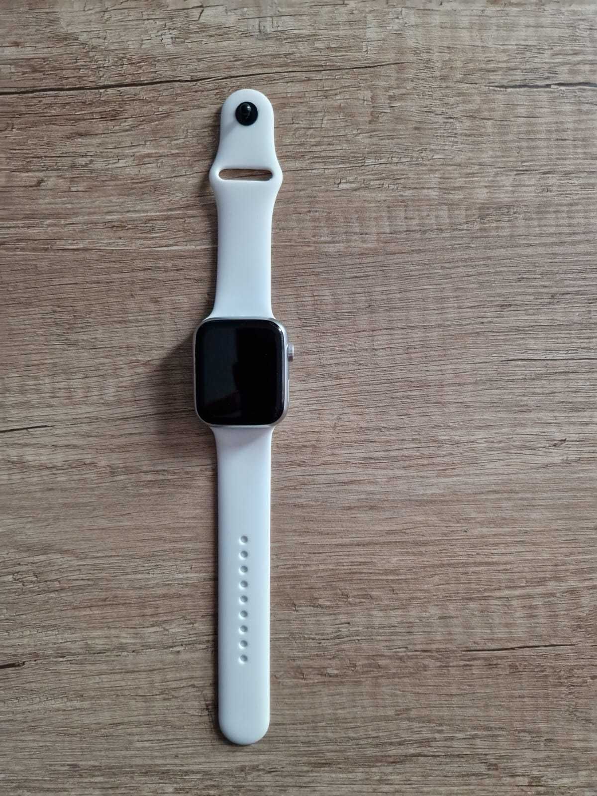 Smartwatch biały Nowy