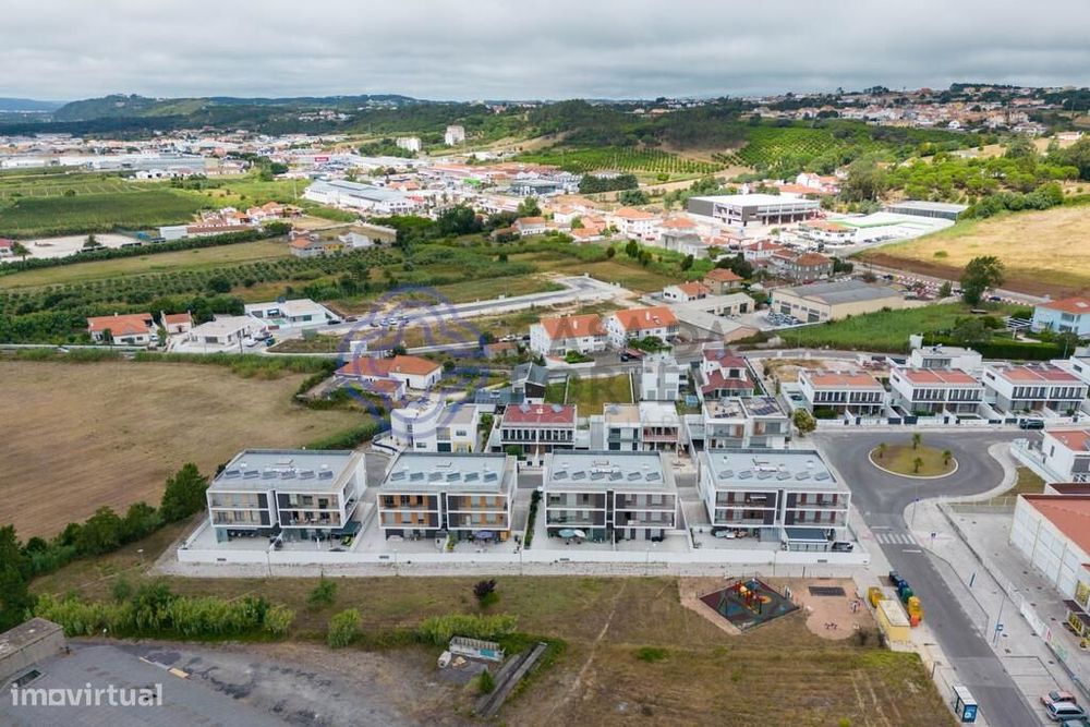 Apartamento T1 Como Novo com Terraço e 2 Lugares de Garagem na Quinta