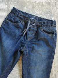 Spodnie jeansowe jeans dla chłopca termo 134 C&A