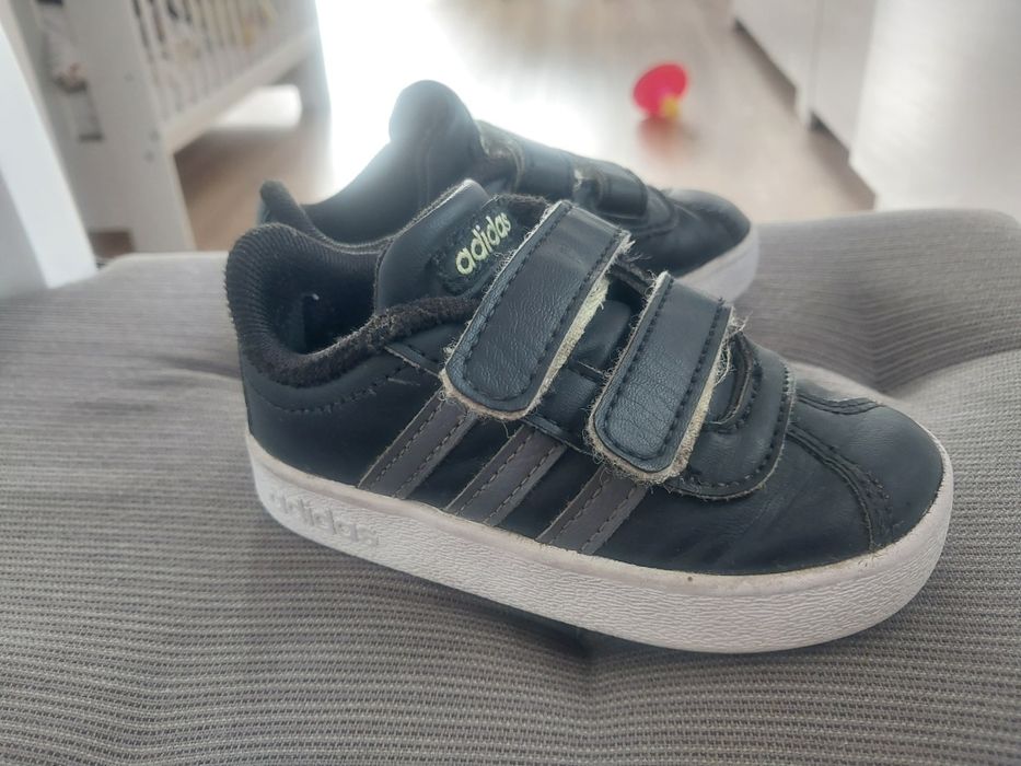 Buty adidas chłopiec r.21