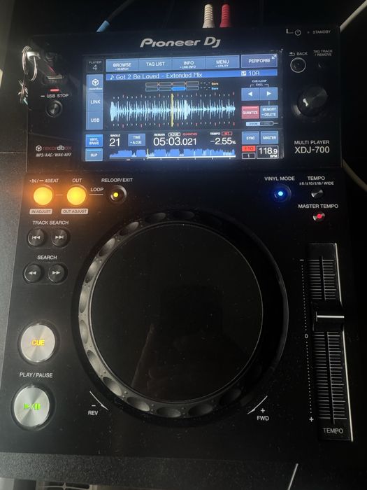 Pioneer XDJ700 + case