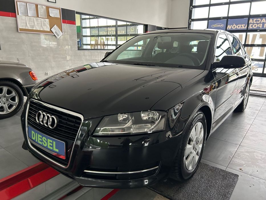 Audi A3 Sportback 1.6tdi 105km / Klimatronic / Serwis