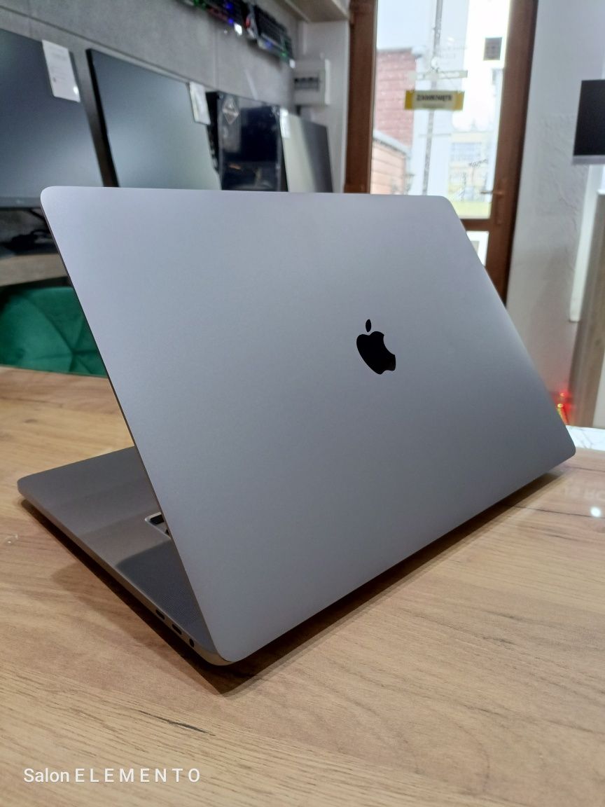 Profesjonalny MacBook Pro 16 Intel i7/16 GB/ 512  #ELEMENTO