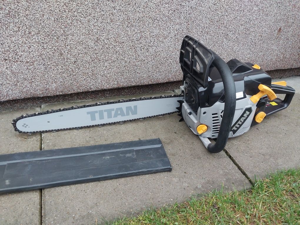 Piła spalinowa Titan TTL760CHN 50 cm 2,9KM z 2023r