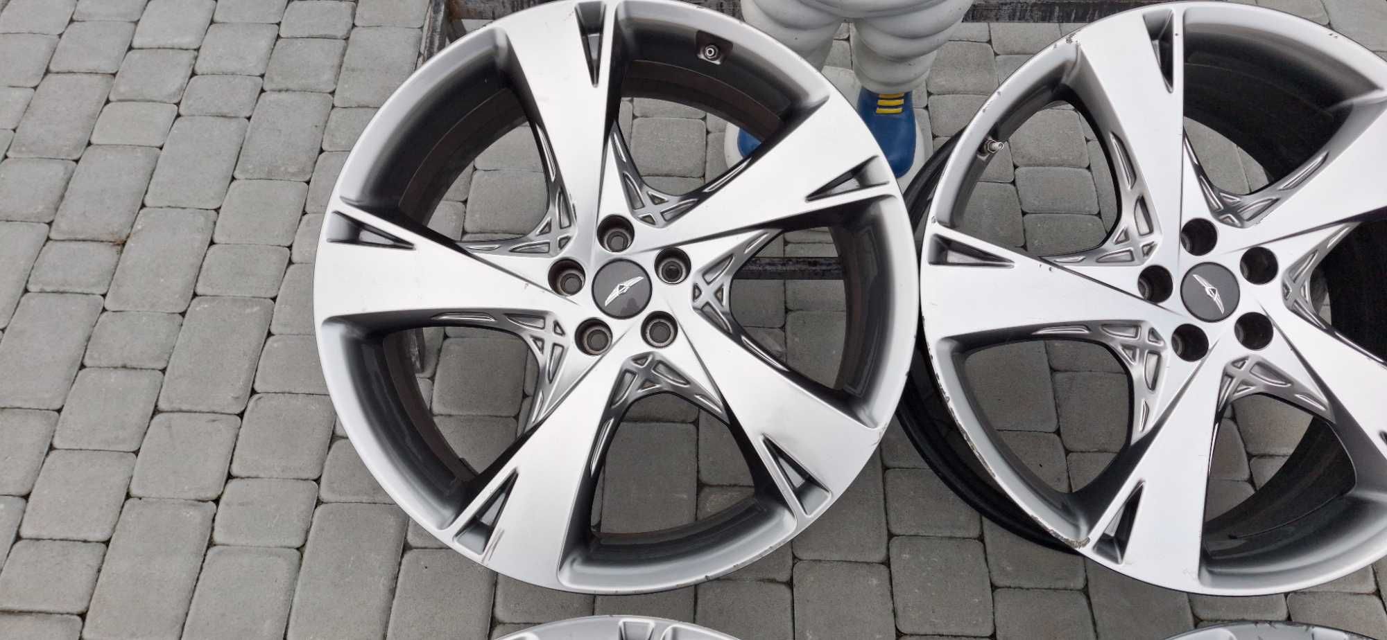 Диски Genesis R22 5x114,3 9,5J ET47 Hyundai Genesis GV80 Infinity QX70