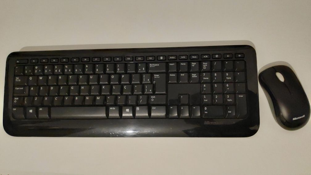 Teclado e rato Microsoft sem fio