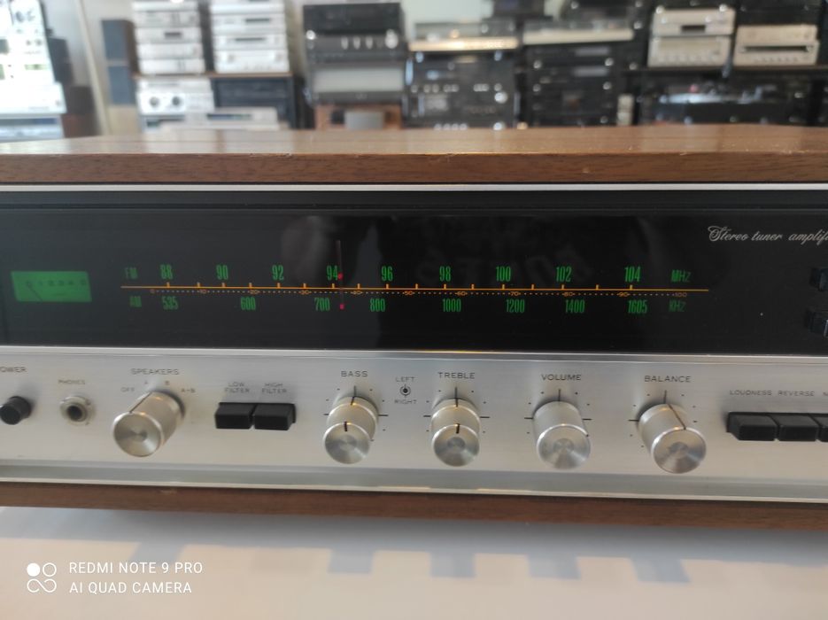 Sansui 2000x. Sprawny w dobrym stanie.