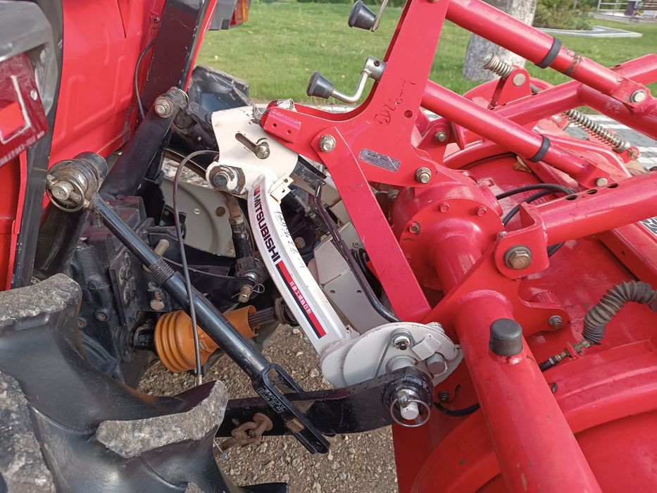 Японський мінітрактор.Трактор  Міцубісі МТ265.