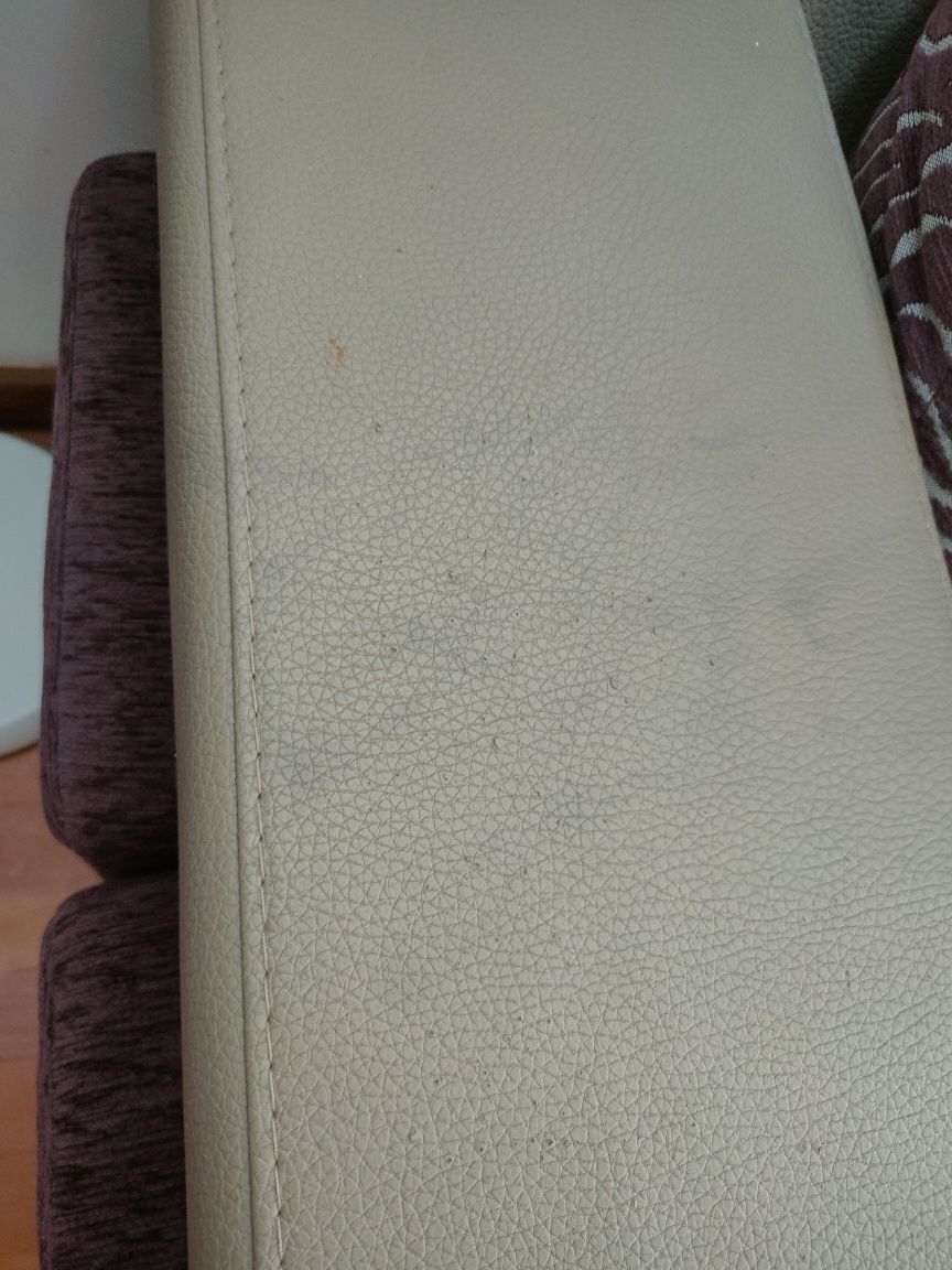 Sofá Chaise Longue 3 lugares+ puffs Novo Preço!
