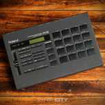 Caixa de ritmos Roland R5