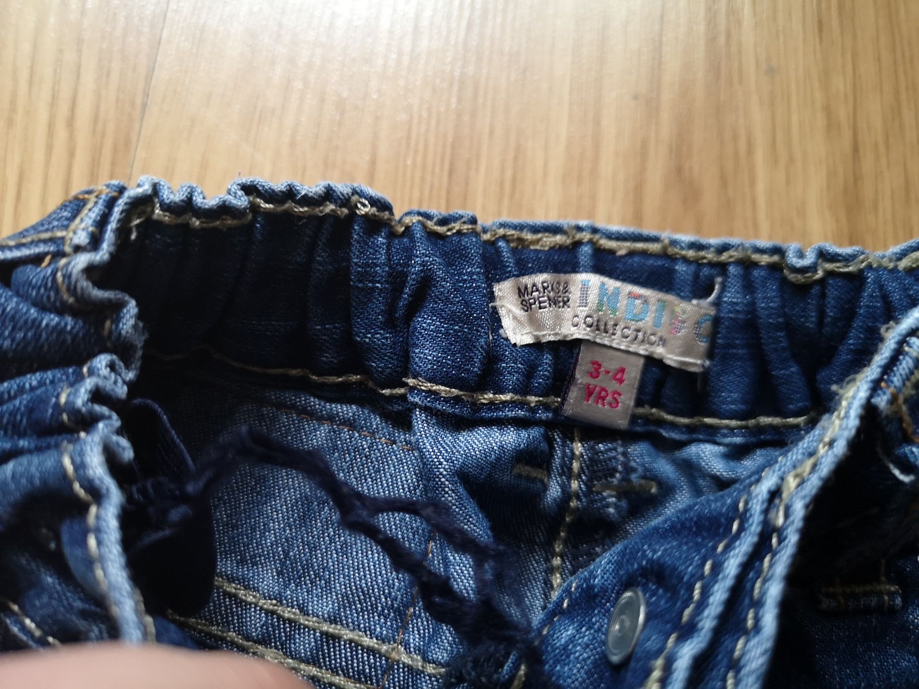 Spodnie rurki jegginsy jeansy NEXT M&S h 98 104 motylki denim