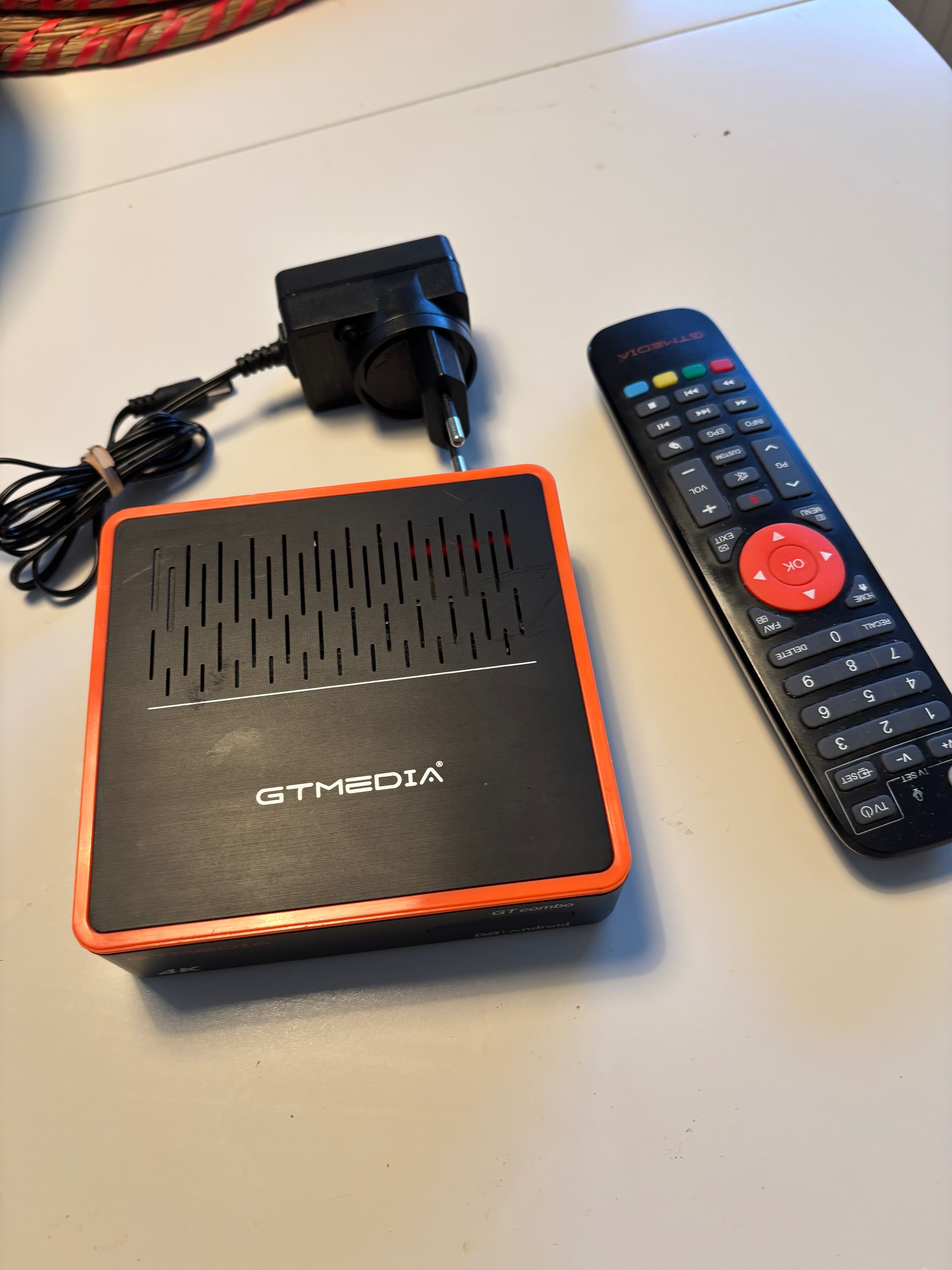 Tuner GTMedia GT Combo Android 9.0 2.4G/5G WiFi
