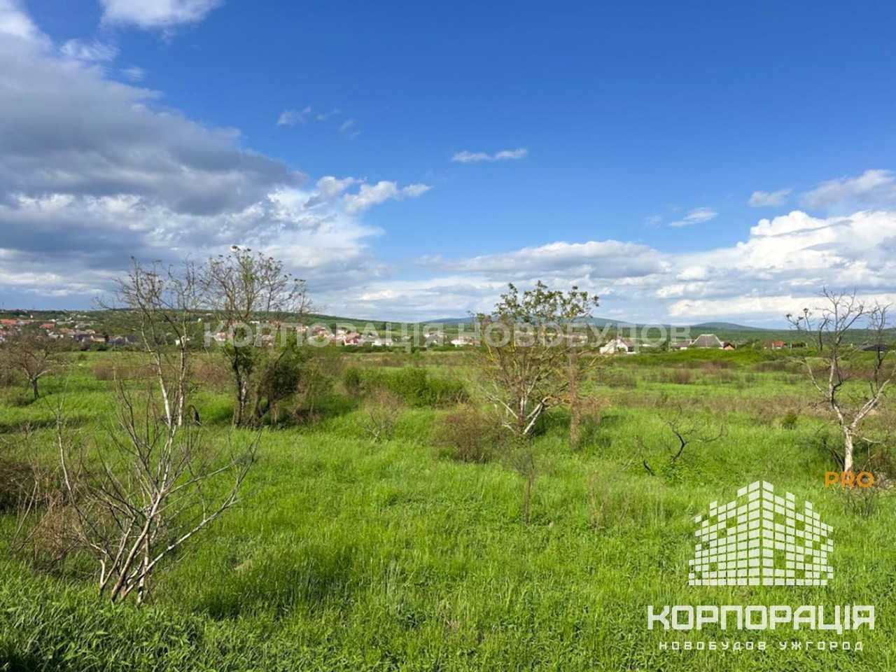 Продаж земельної ділянки під будівництво, панорамний вид на гори