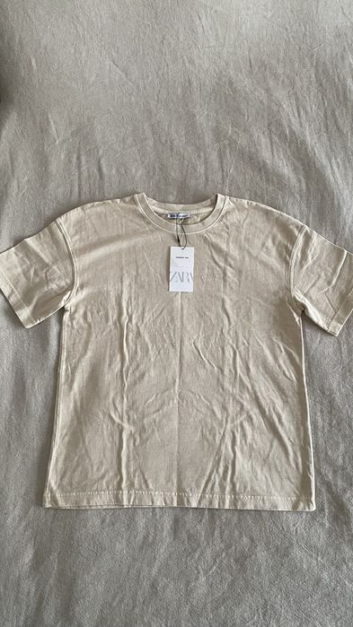 Оверсайз футболка Zara з ефектом випраної тканини
