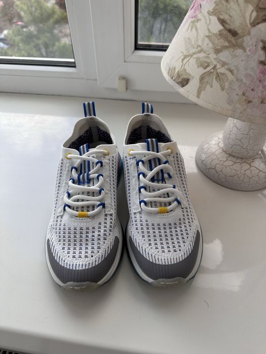 Кросівки zara 35 розмір