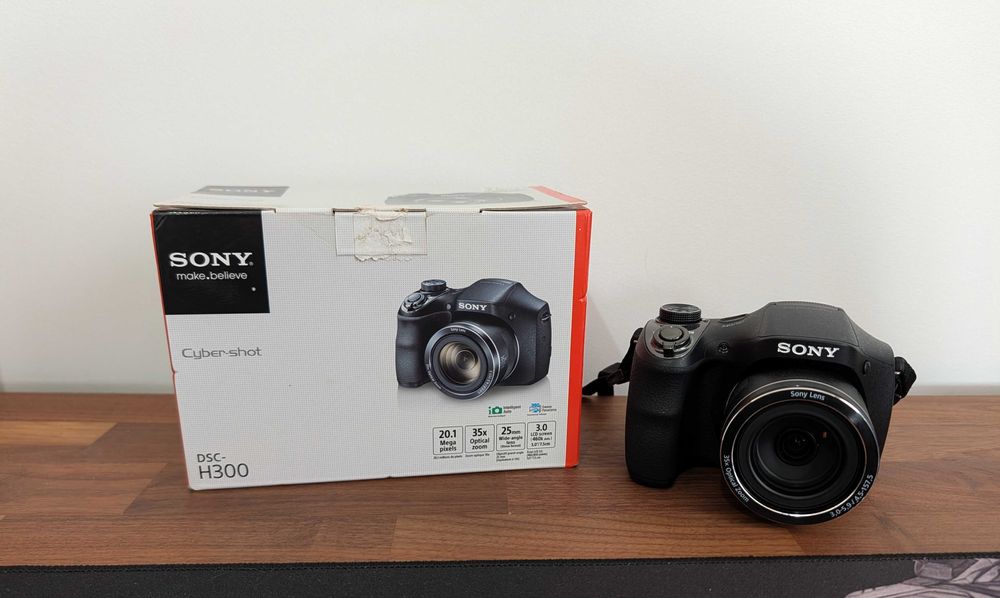 Sony Cyber-shot DSC-H300 - bolsa + cartão SanDisk 16GB