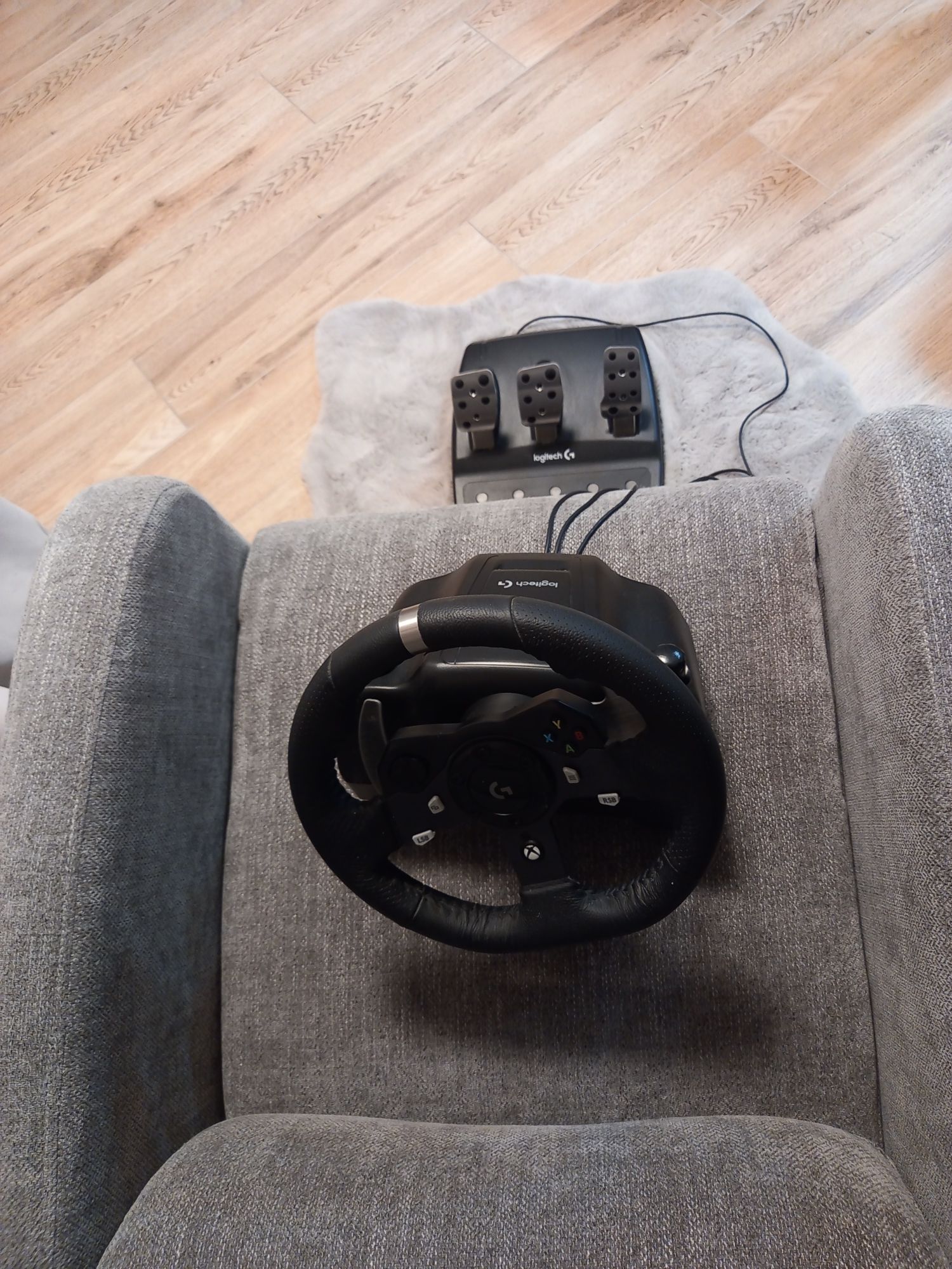 KUP i SPRZEDAJ JAK SIE ZNUDZI Kierownica Logitech g920 + pedały +