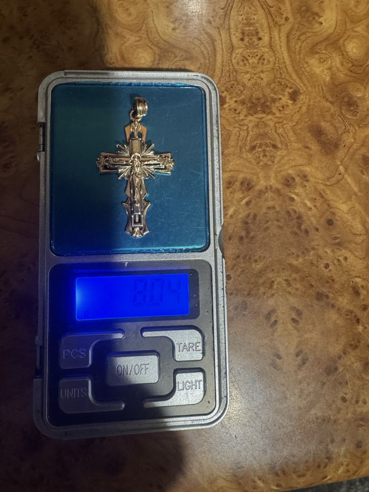 Золотой крестик 8,04 грамм