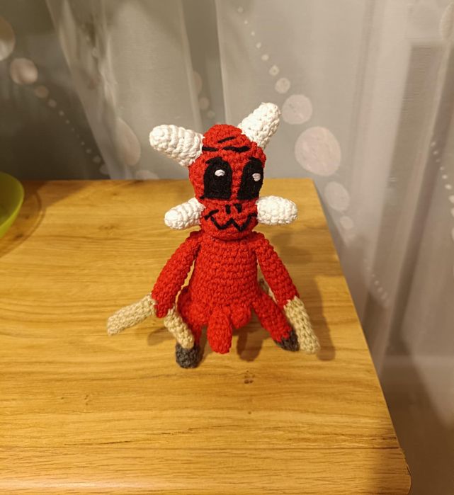 Domino z Egzorcysty mała maskotka