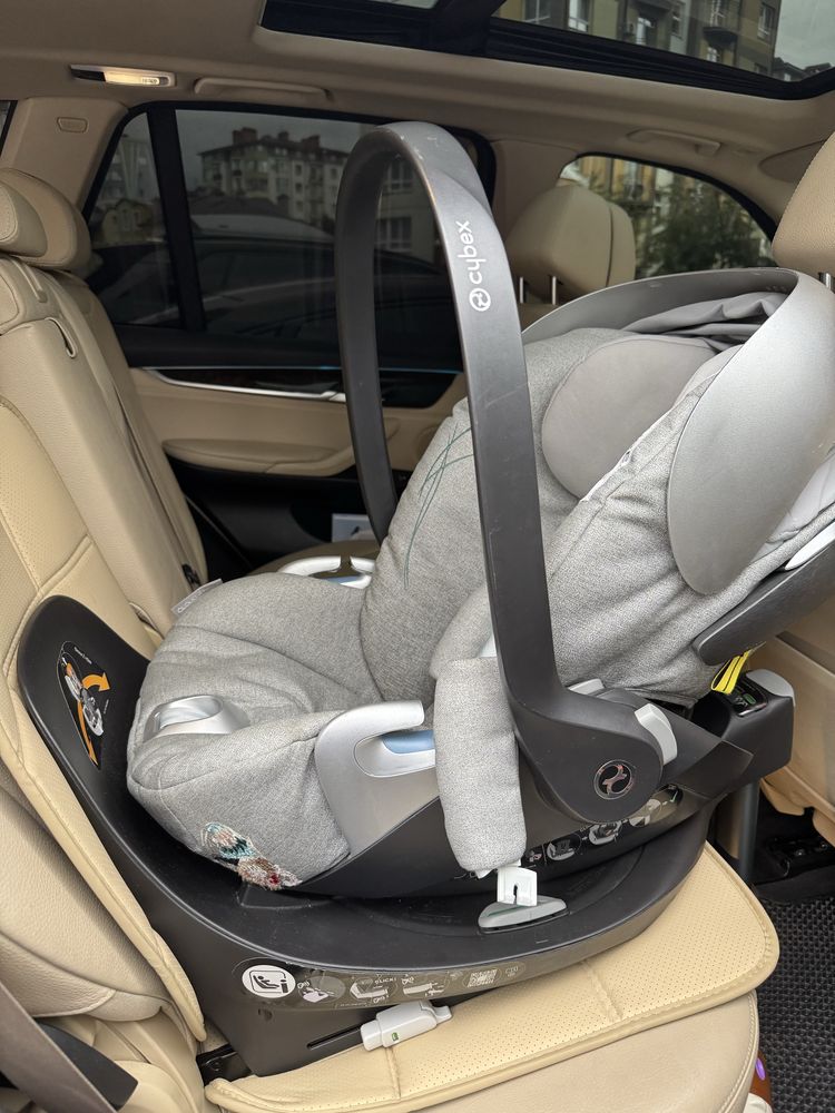 Автокрісло Cybex Cloud Z