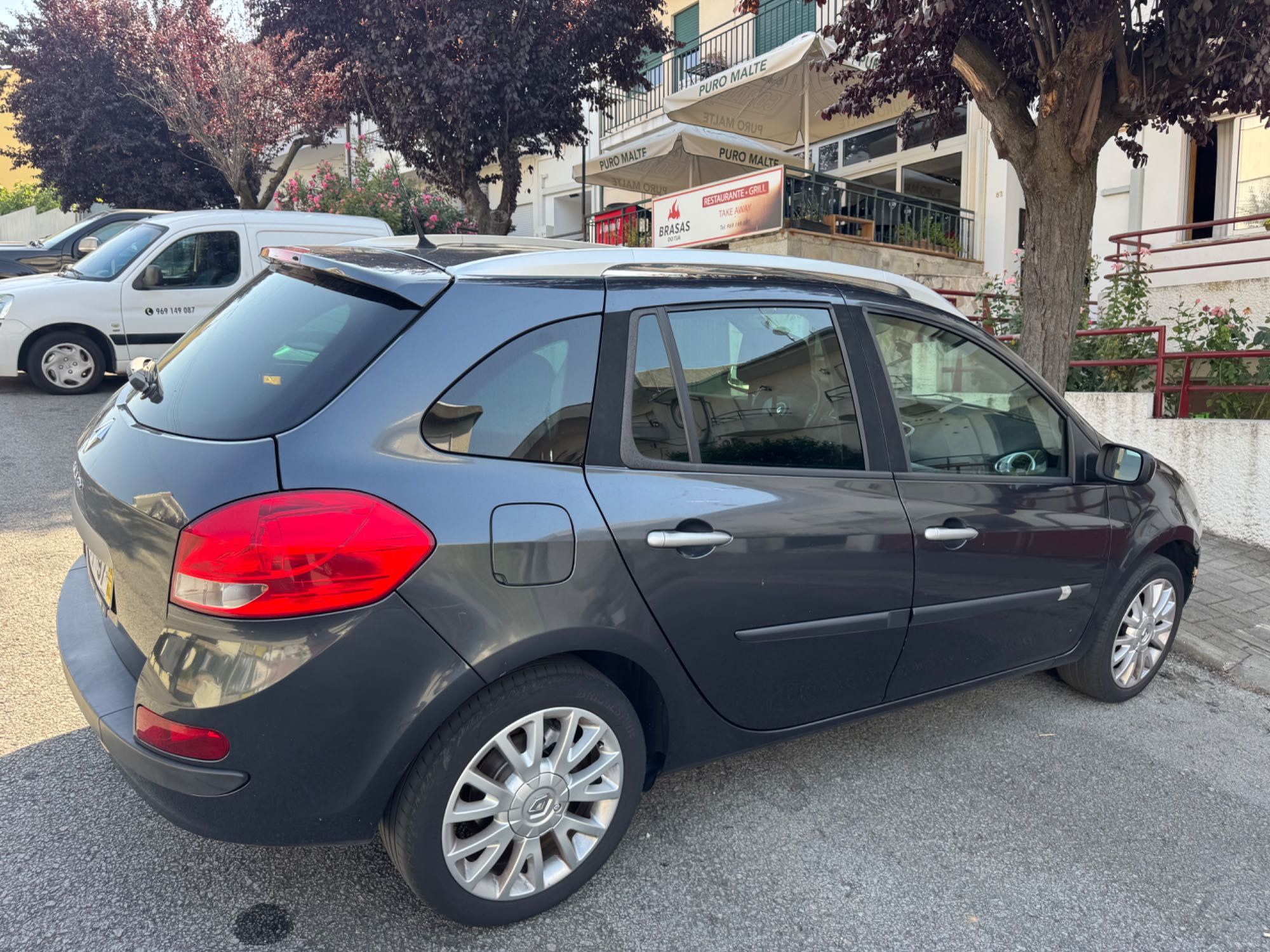 Carro Renault clio 2008