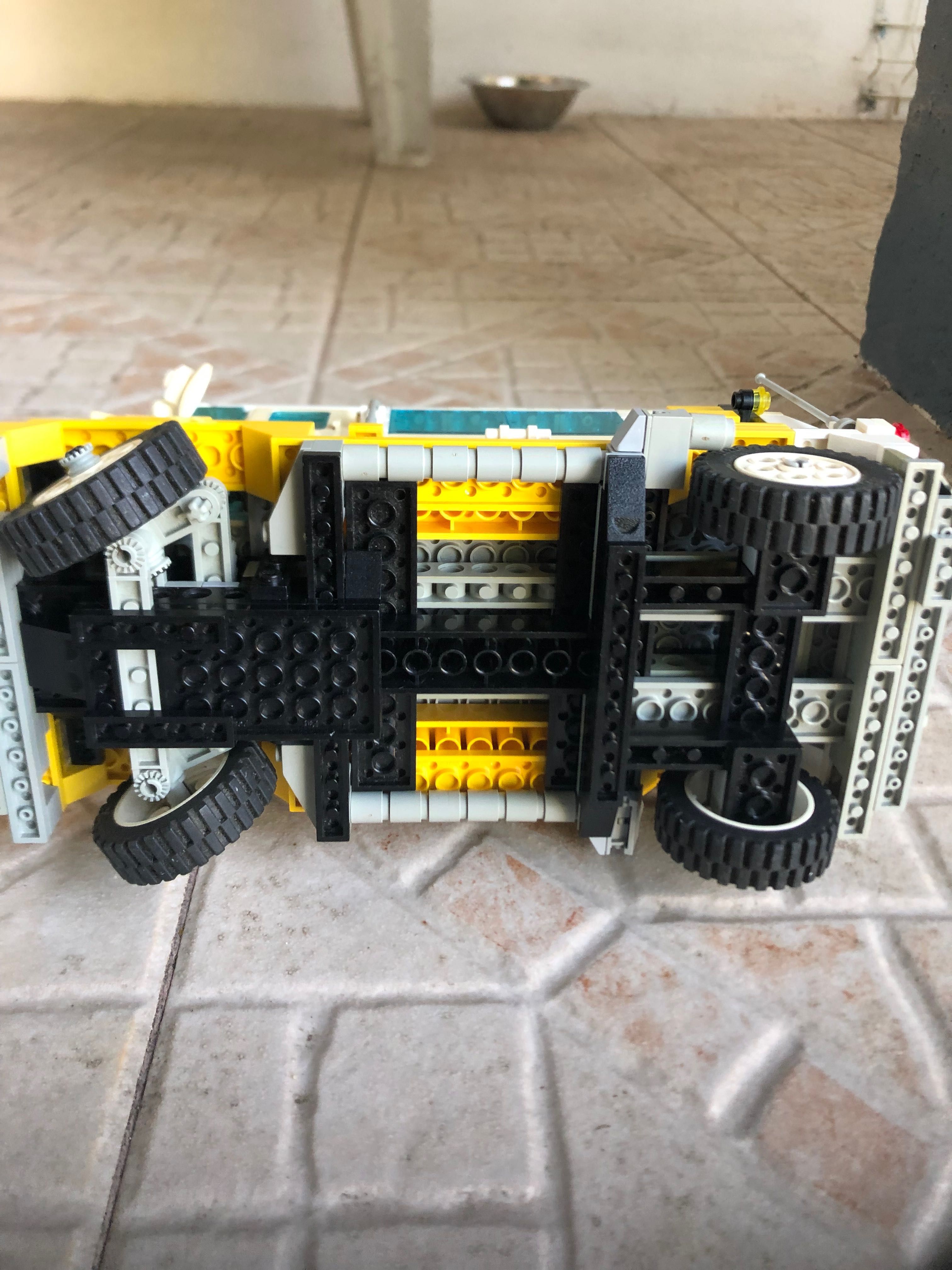 Lego Rally van 5550 model team